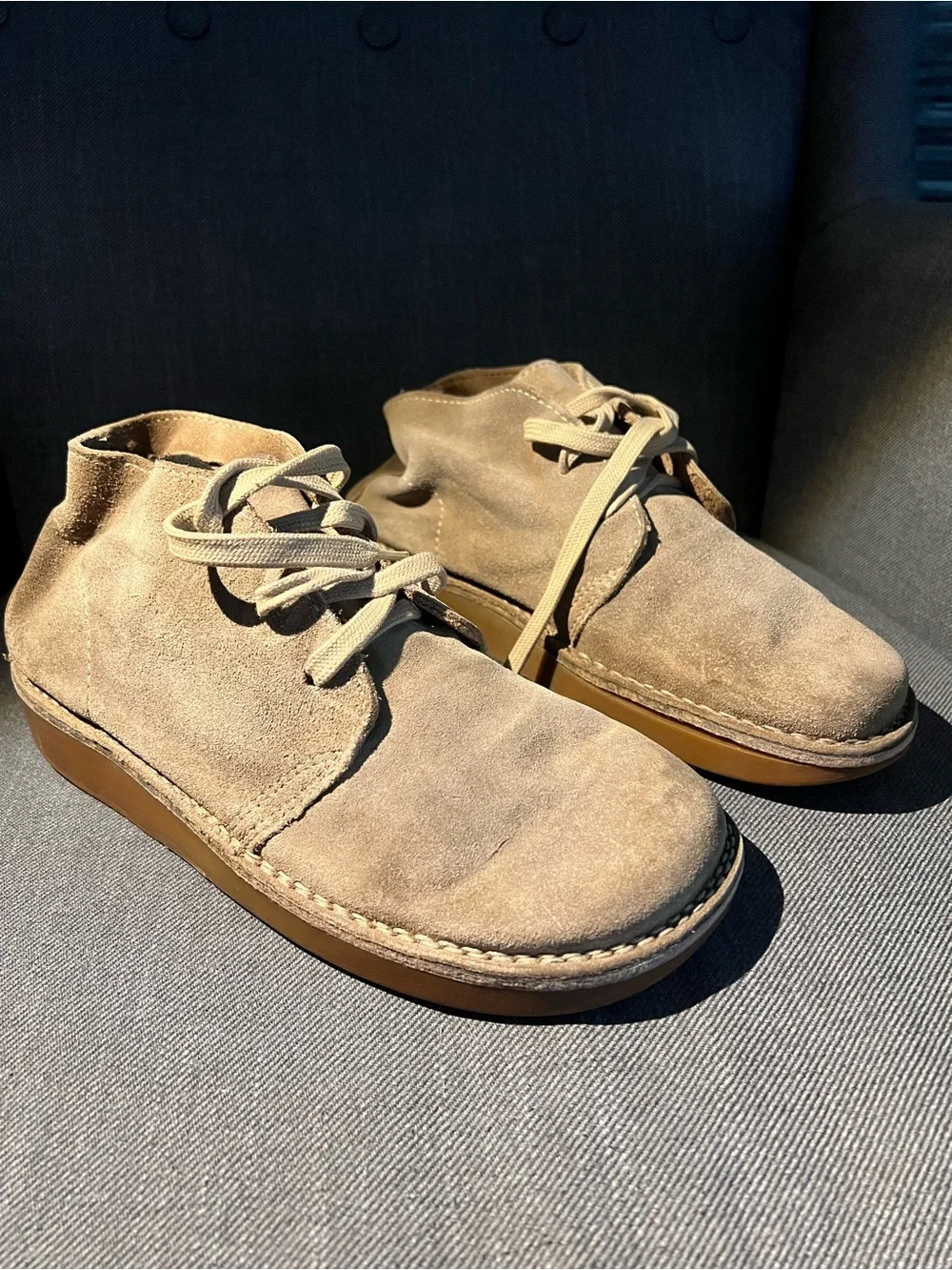 American Eagle Outfitters Men's Suede Chukka Boots in Light Brown